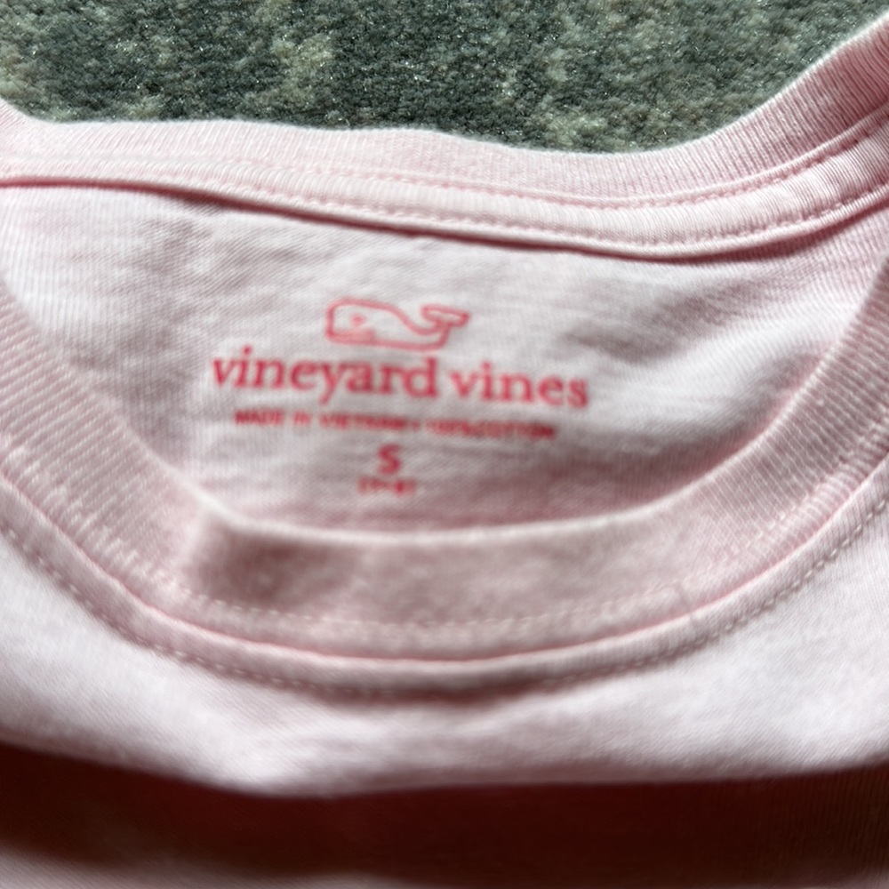 VINEYARD VINES LONG SLEEVE KIDS LIMITED EDITION VALENTINES T SHIR… - Picture 9 of 9